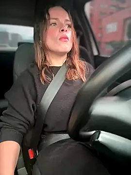 Snapshot of gynna_kimera chatting on November 9, 8:51 pm gynna kimera online show from November 9, 8:51 pm