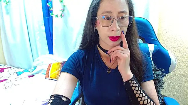 Gia leinn online show from October 20, 8:53 pm