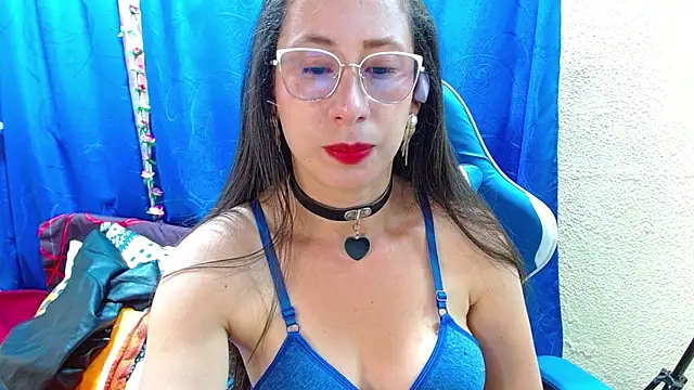 Gia leinn online show from April 11, 9:52 pm