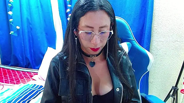 Gia leinn online show from April 22, 12:24 am