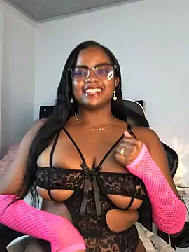 ValerieBlakee online show from May 23, 2:10 pm