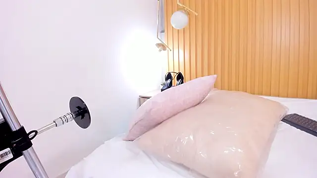 Snapshot of Emily_Black1 chatting on February 26, 4:56 pm Emily Black1 online show from February 26, 4:56 pm