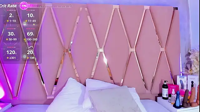 Snapshot of Emily_Black1 chatting on September 13, 2:22 am Emily Black1 online show from September 13, 2:22 am