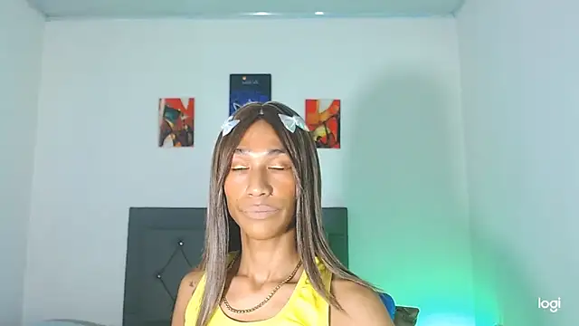 red veltet online show from March 18, 5:38 pm