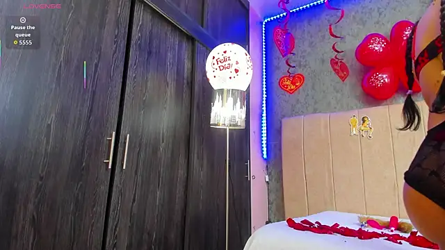 Snapshot of ava-am chatting on September 21, 1:07 am ava-am online show from September 21, 1:07 am