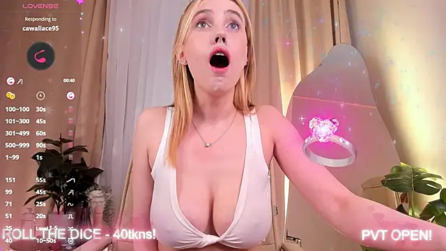 luna joy  online show from March 22, 11:21 am