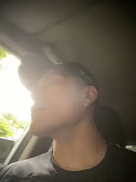 Snapshot of MaxxxSteil chatting on March 20, 2:32 pm MaxxxSteil online show from March 20, 2:32 pm