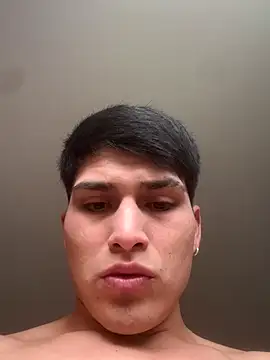 Snapshot of MaxxxSteil chatting on October 13, 8:53 pm MaxxxSteil online show from October 13, 8:53 pm