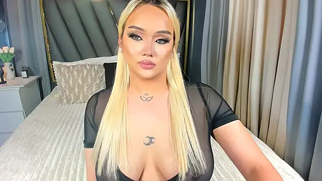 KylieSonique online show from October 23, 3:50 am