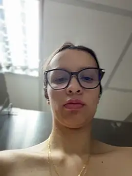 Soy Sara7 online show from April 25, 1:41 pm