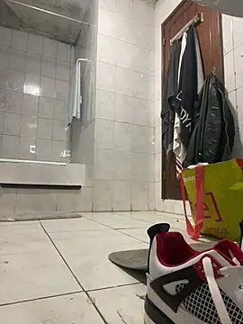 rogerdik76 online show from February 27, 6:24 am