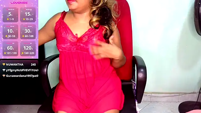 Snapshot of ROSE-ELEENA chatting on February 26, 10:15 am ROSE-ELEENA online show from February 26, 10:15 am