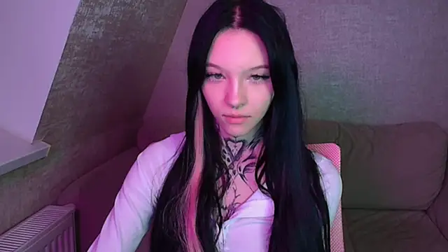 mefwhore online show from March 13, 6:56 pm