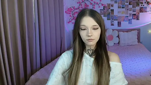 mefwhore online show from April 25, 9:56 am