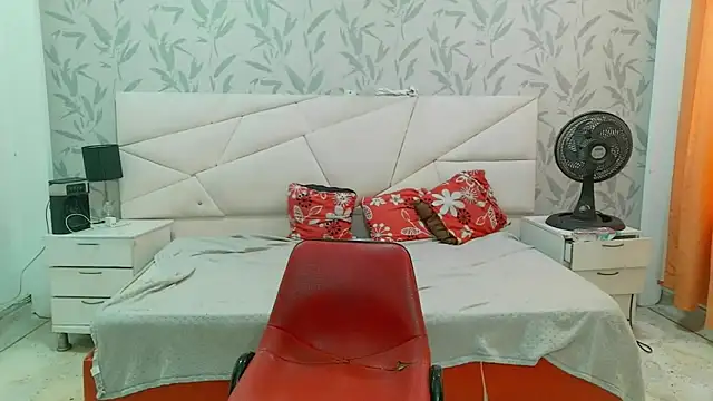 SexyPamela69 online show from April 27, 6:17 pm