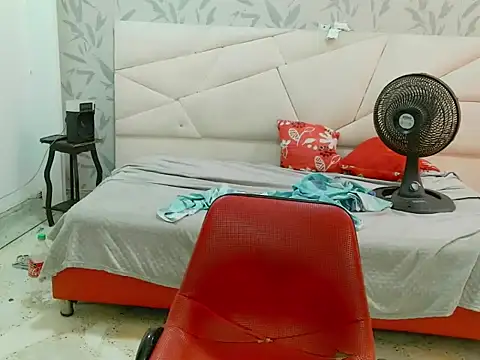 Snapshot of SexyPamela69 chatting on July 16, 6:14 pm SexyPamela69 online show from July 16, 6:14 pm