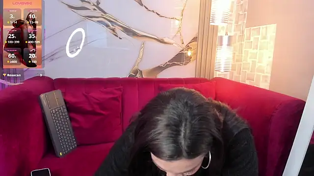 Bella williamss  online show from November 6, 7:48 pm