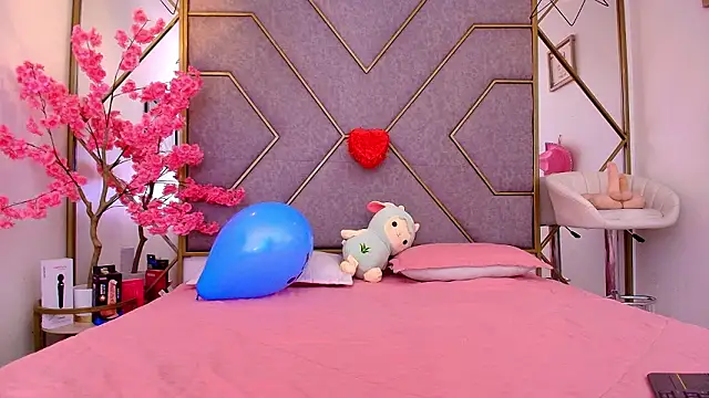 nathalya summer online show from March 6, 8:49 pm