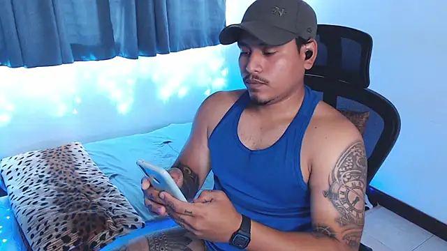 maxflurry  online show from February 20, 6:41 pm