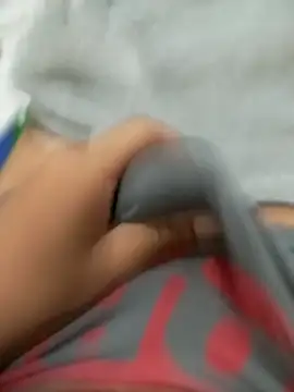 Snapshot of maynor1233 chatting on October 21, 9:48 pm maynor1233 online show from October 21, 9:48 pm