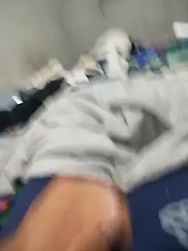 Snapshot of maynor1233 chatting on October 31, 9:38 pm maynor1233 online show from October 31, 9:38 pm