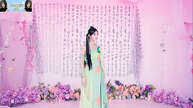 badgirl777888 online show from October 1, 10:21 am