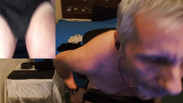 maxdaddy690 online show from September 13, 9:03 pm