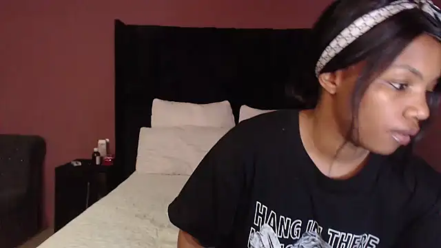 xMiAmor online show from April 21, 8:42 am