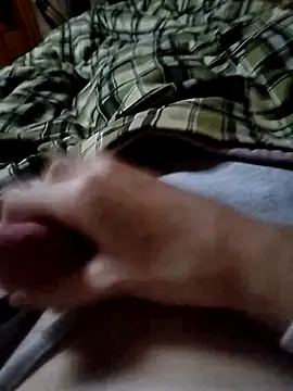 Snapshot of surfacespurt54 chatting on March 5, 9:48 pm surfacespurt54 online show from March 5, 9:48 pm