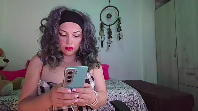 Victoria Lover online show from October 28, 3:54 am