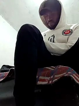 aventuraparatiM o r e online show from February 26, 4:25 am