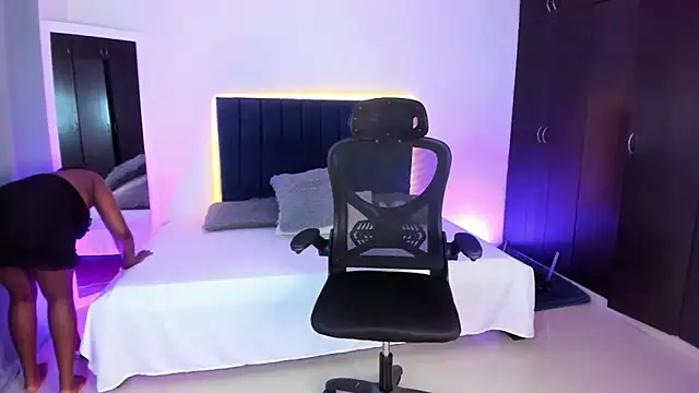 Iam brittanyjhons online show from September 24, 6:39 am