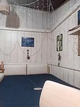 Fellyna online show from September 15, 4:40 pm