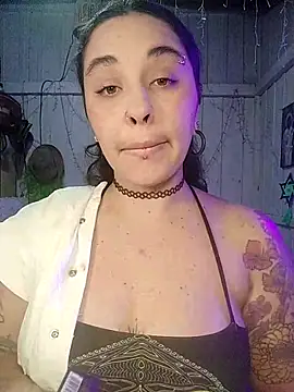 Fellyna online show from November 3, 1:56 pm