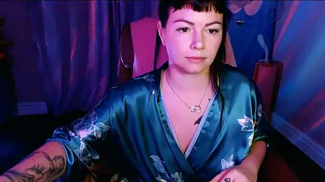 NaughtyLittleVeteran online show from February 28, 9:25 am