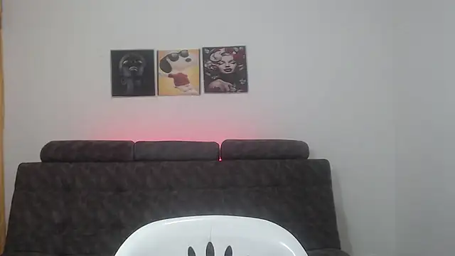 Anthonela Queen online show from March 12, 2:34 pm