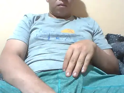 Snapshot of fabian699 chatting on November 22, 4:00 am fabian699 online show from November 22, 4:00 am