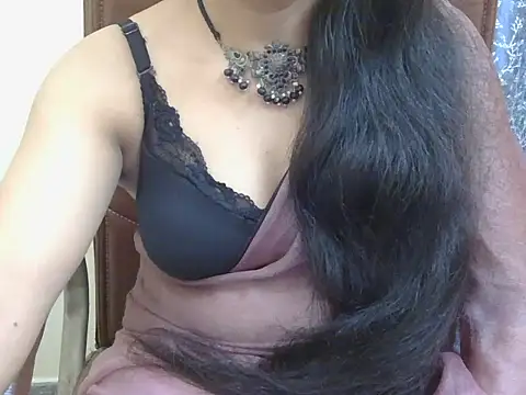 Lovely Manvi online show from October 3, 4:59 pm