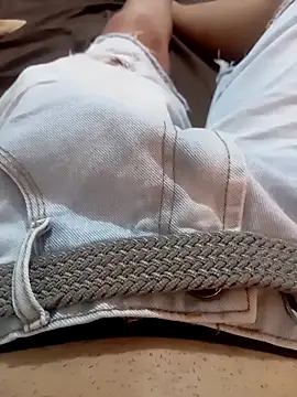 Snapshot of Magrinholl chatting on November 26, 1:56 pm Magrinholl online show from November 26, 1:56 pm