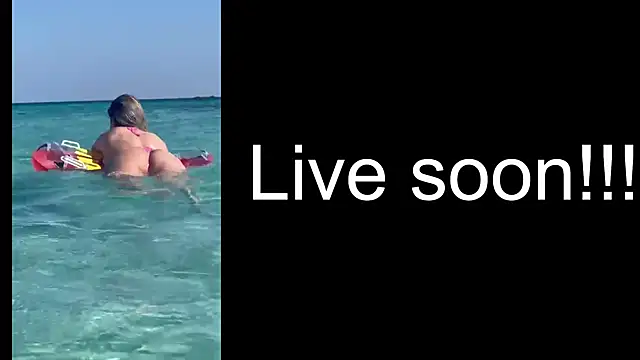 Snapshot of _Allie_ chatting on September 11, 4:45 am  Allie  online show from September 11, 4:45 am