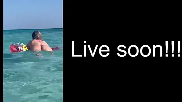 Snapshot of _Allie_ chatting on September 29, 4:28 am  Allie  online show from September 29, 4:28 am