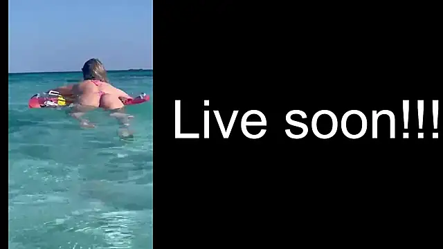 Snapshot of _Allie_ chatting on October 14, 4:46 am  Allie  online show from October 14, 4:46 am