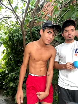 Snapshot of twinks_28 chatting on September 18, 11:12 am twinks 28 online show from September 18, 11:12 am