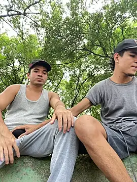Snapshot of twinks_28 chatting on September 21, 4:08 pm twinks 28 online show from September 21, 4:08 pm