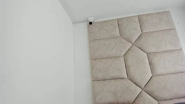 Vaiolett Smith online show from November 7, 2:39 pm