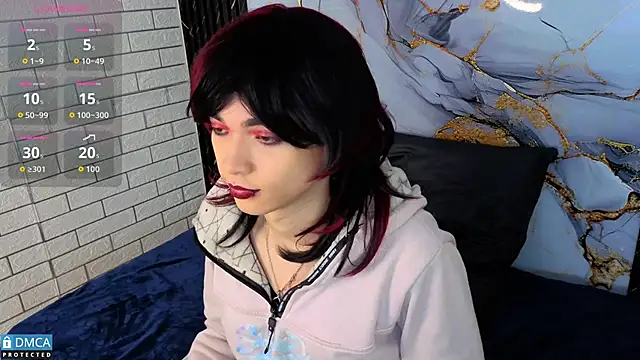 MaeveKuro online show from December 5, 3:15 am