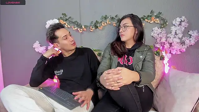 April Nick299 online show from February 27, 12:10 am