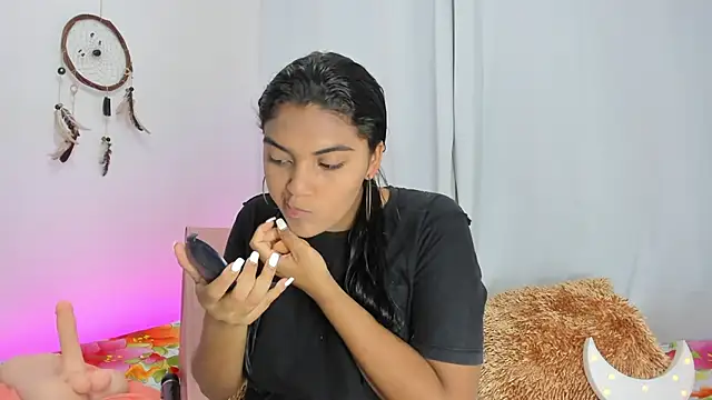 Melodymoore  online show from April 21, 8:23 pm