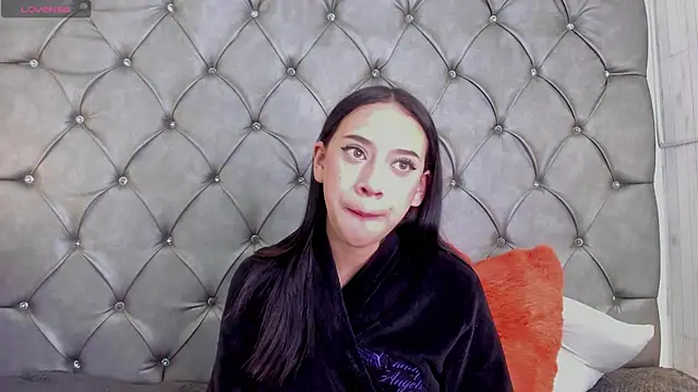 zephyra-angels online show from March 8, 7:05 am