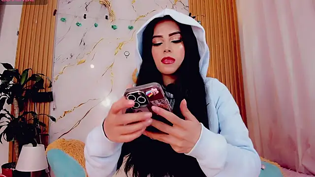 ValeriCardenas online show from April 23, 2:02 am